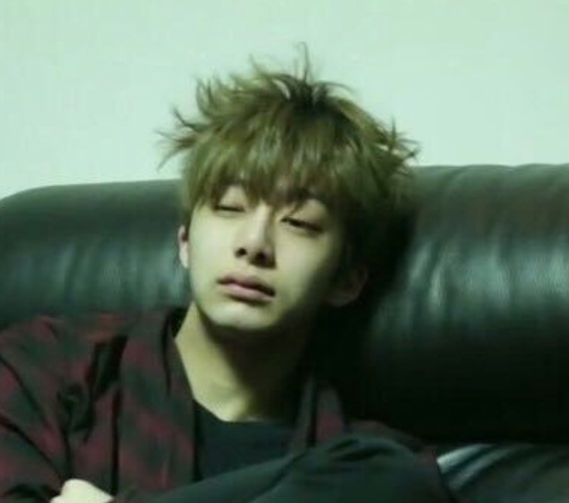 seokjin_to's tweet photo. Seokjin is tired of dancing, he's going to sleep.

See you tomorrow 🤙💜 https://t.co/vp5qgSmsWf