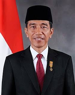 Enak di zaman siapa menurut anda ? 

Jokowi ( Like )
Soeharto ( Retweet )