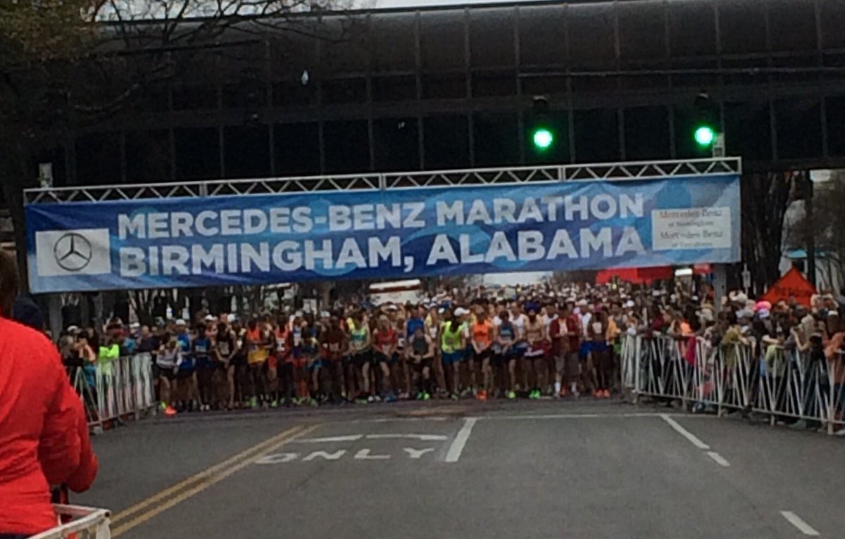 Run_Mercedes's tweet image. Price increase at midnight on December 31! But first let’s give away some free entries!!!!! Contest ends on Sunday Dec 30th at noon and we’ll draw 2 names. #runmercedes 

RT for a half marathon entry

Like for a @askRegions Superhero 5K entry 

mercedesmarathon.com/races.php