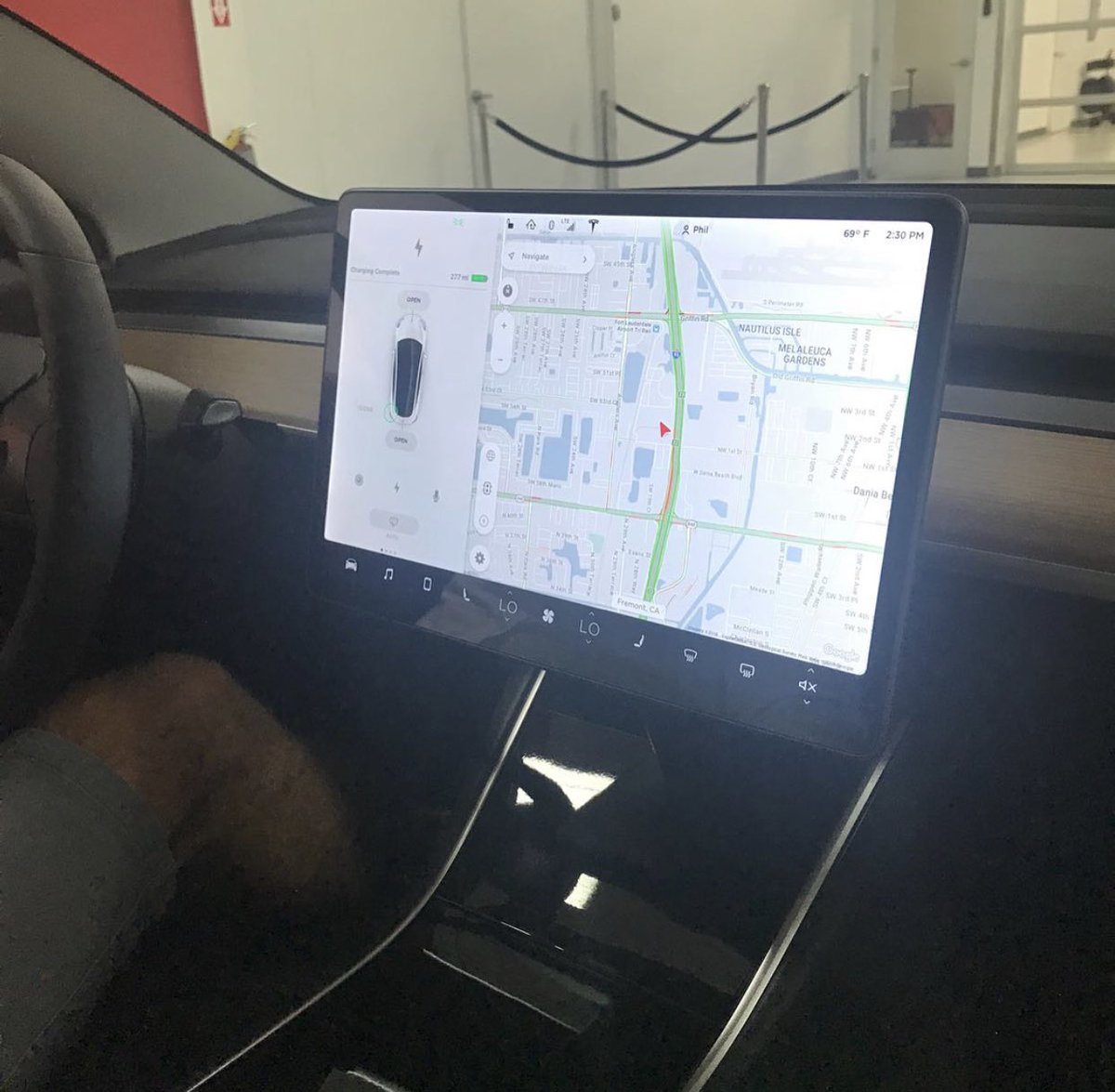 south_tesla tweet picture