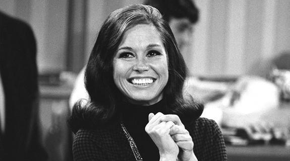 Happy birthday Mary Tyler Moore you continue to be an inspiration to us all!! 