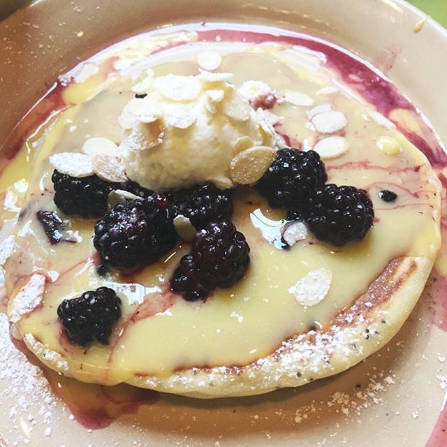 LaurenJMapp's tweet photo. Blackberry and lemon curd pancake from @snoozeameatery. 🥞 🍋 .
.
.
.
.
.
.
#sandiego #sandiegofood #sandiegofoodie #foodphoto #foodphotography #foodporn #foodblog #foodblogfeed #foodblogger #foodwriter #offthemapp #food #foodie #foodstagram #foodlover… https://t.co/IoB7dOFnk1 https://t.co/ehO3LQ9s7l