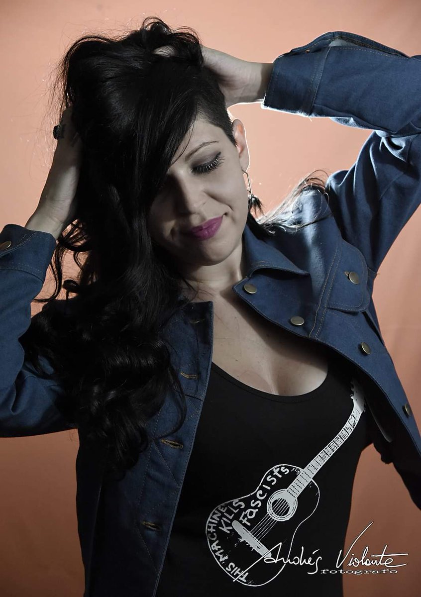 PiseraAntonella's tweet photo. #indicaboutique #ropapararockstar #panteraloveestilista #SabadoSensual https://t.co/lx2xXZeFli