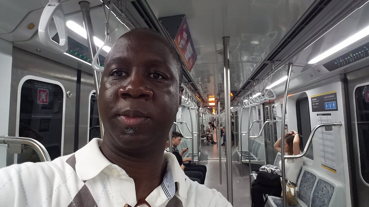 I'm roughing it out in these Buenos Aires streets, riding the Sube like I'm already one of the Porteños. I love it. Train ride 14.5 ARG pesos or 45 US cents.