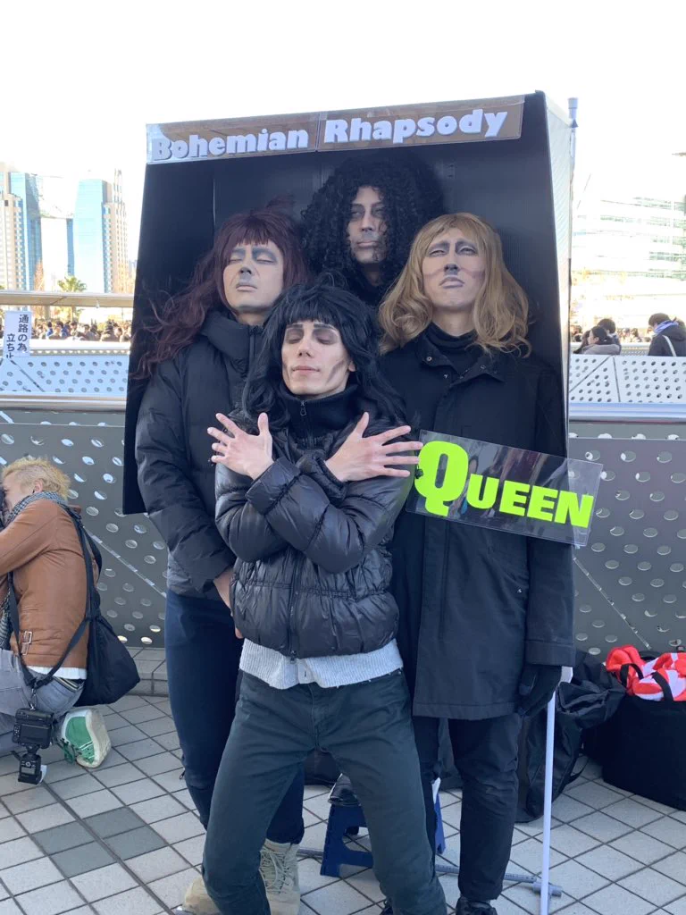 QUEENのコスプレのクオリティがなんとも言えない！