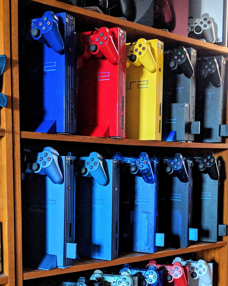 MyquiH's tweet photo. PS2 -- my phat model collection after selling some of my babies 😢 #Playstation2 https://t.co/zpkWPyGTqZ