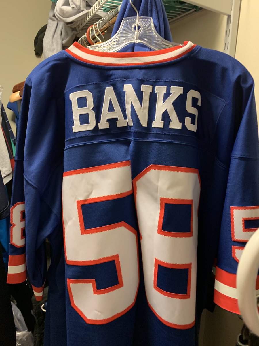 PaulieEADV's tweet photo. @CarlBanksGIII prediction for tomorrow’s GMen Game? Can’t Wait! #58forlife #defensewinschampions https://t.co/ScPSULLKAg