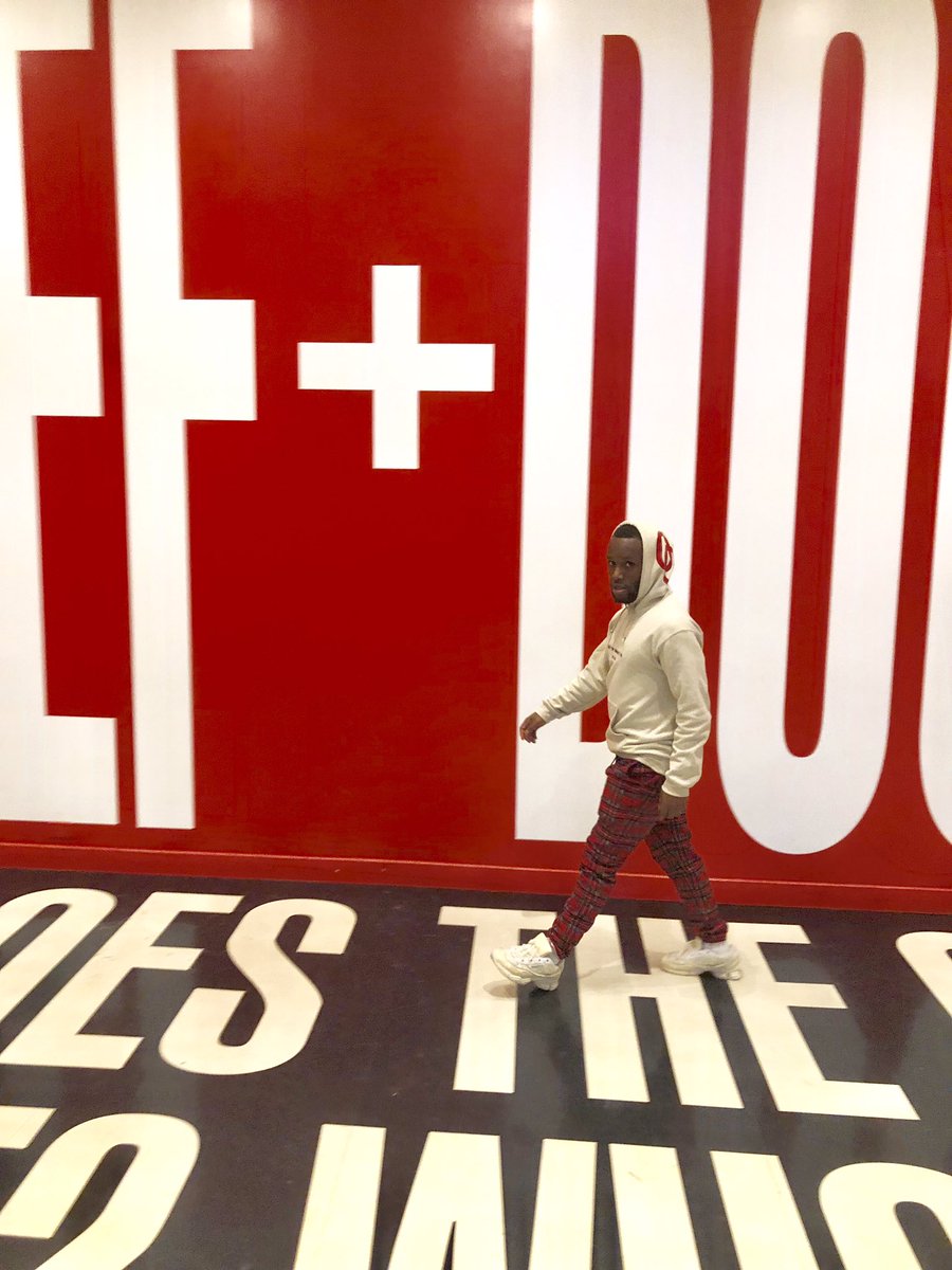 TheRealxVon's tweet photo. Hirshhorn Gallery ⛩ https://t.co/PTRKR6dR9b
