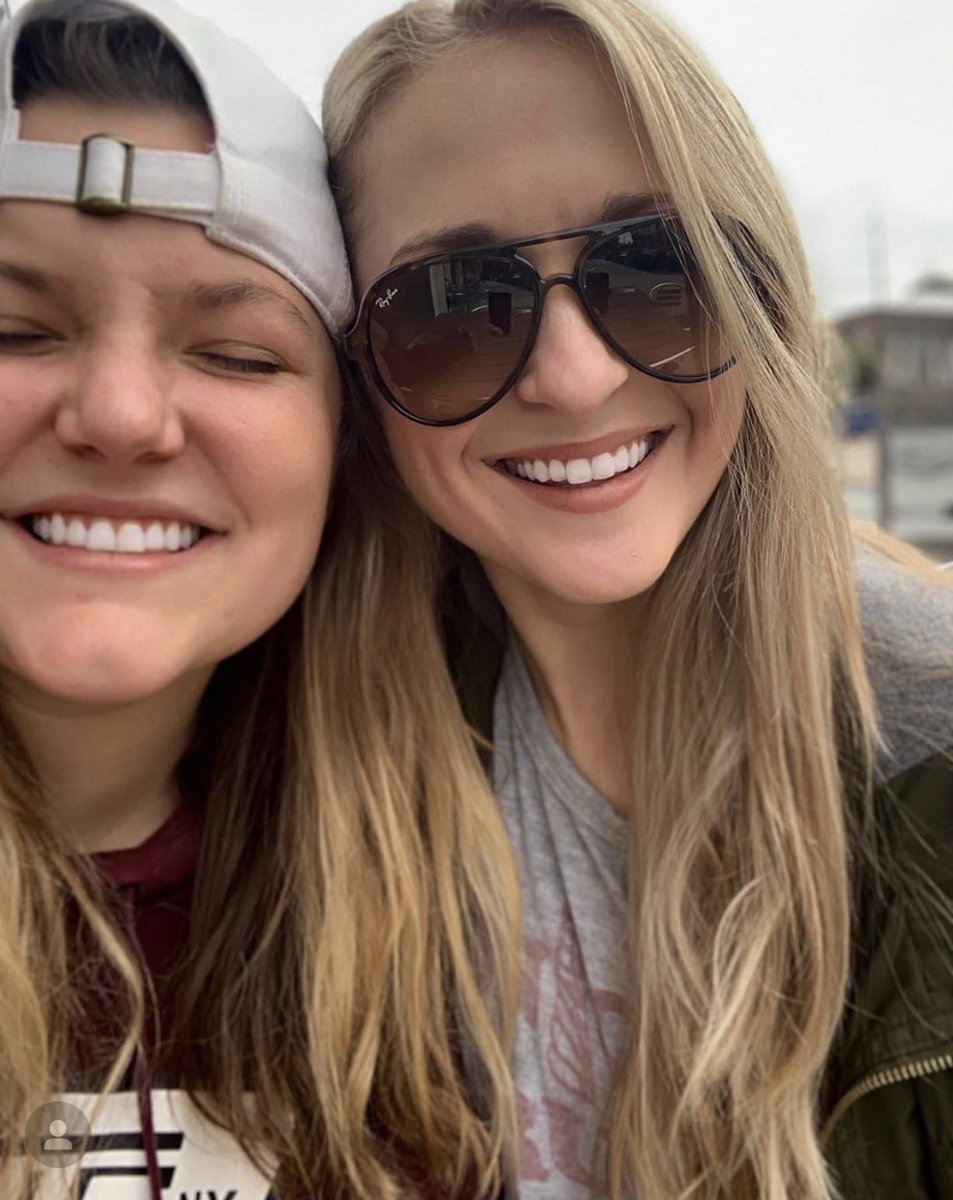 NBlilg's tweet photo. Drove to Tally to drink wine in a hotel room & stay up until 6 am catching up. And now that my surprise isn’t a surprise anymore, I’ll see you in Nashville in a month. I love you. #twitterlessE https://t.co/1I9bgeJZt1