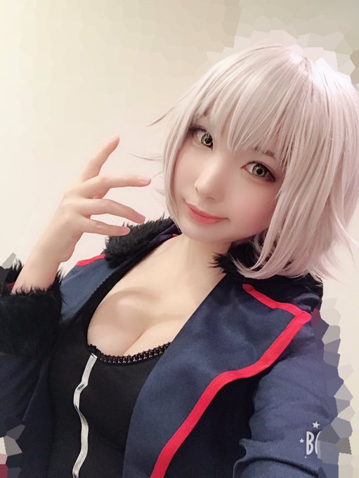 コスプレイヤーイズ氏のTwitter画像22