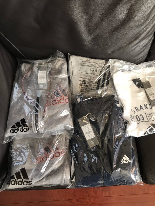 アディダス福袋19 Adidas福袋中身ネタバレ 当たり報告多い まとめダネ アディダス福袋19 Adidas福袋中身ネタバレ 当たり報告多い まとめダネ