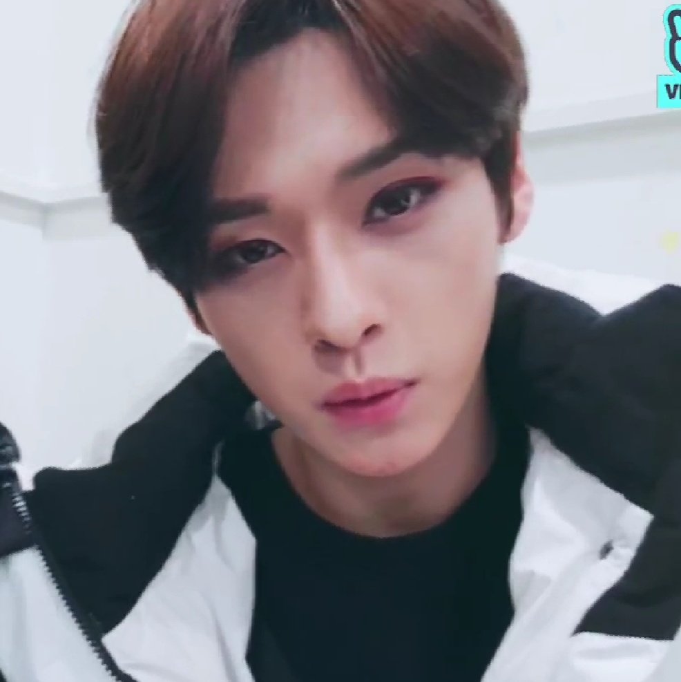 dimplchans's tweet photo. day 363: hey sunshine ilysm https://t.co/GHpdG9dpud