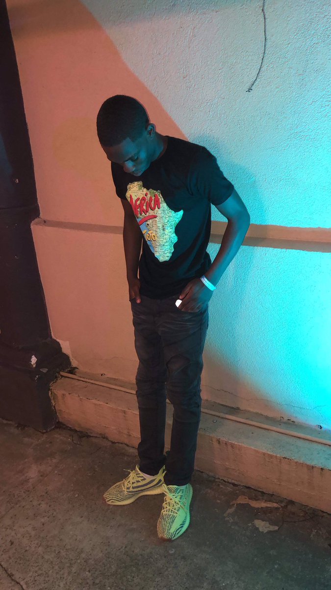 Road2Riches4k's tweet image. Ain’t Take No Bath But I’m Dripping.. Niggas Ain’t Catching Me Slipping 🎯