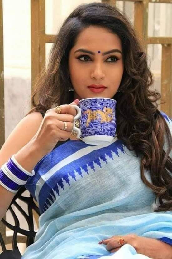 💕ये जो हम हर सुबह नींद से जागकर, सुबह की चाय के साथ..!!

💕आपके लिए शायरी करते हैं ना, ये भी तो इश्क़ ही है जाना....!!!!