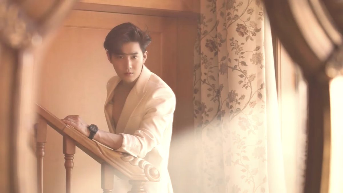 myeonamour522's tweet photo. Kim Junmyeon is the true definition of 'sexy yet classy'. He’s perfect ✨ #youngLEON 

#EXO⁠ #엑소 @weareoneEXO 
#SUHO #수호 #김준면 #수확행 https://t.co/FLZwluV6Lz