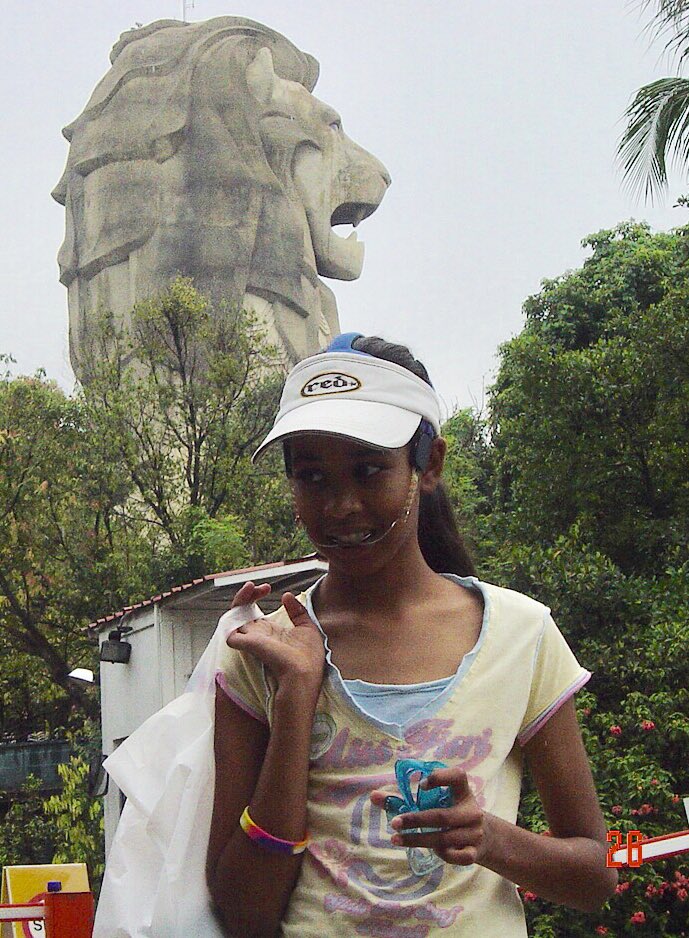 Riyah_742's tweet photo. I don’t think we thank puberty enough so here’s a rare moment of me taking time to appreciate it......and my orthodontist 😊

The glow up was real 🙌🏽 https://t.co/a1fZ1neSV2