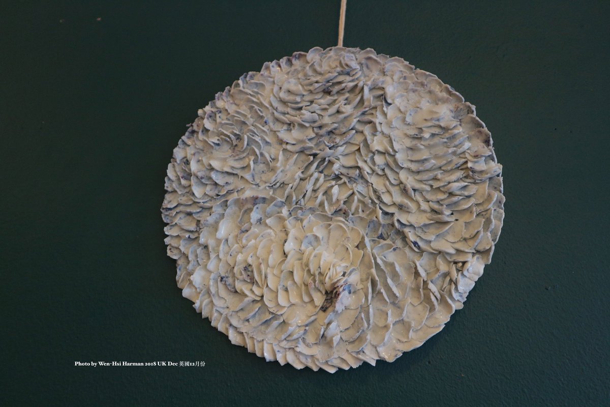 WENHSIartist's tweet photo. You are welcome to see my ceramics in @BetterFoodco in Bristol until the 5th January 2019.
https://t.co/HbbucwWcmM โฆ #ArtistWall #contemporaryceramics #ceramics #handmadeceramics #bristol #BristolCity #bristolartist #clay #porcelain #artist #collection ๏ผbristolart #identity https://t.co/1FboP16ftc