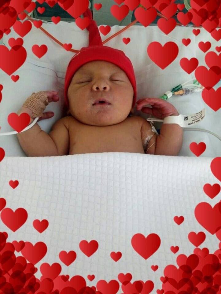 X favor cadena d oración x Giovanni!!!ya está con la medicación pre-quirúrgica. La operación a corazón abierto será en unos 10 días. RT!!