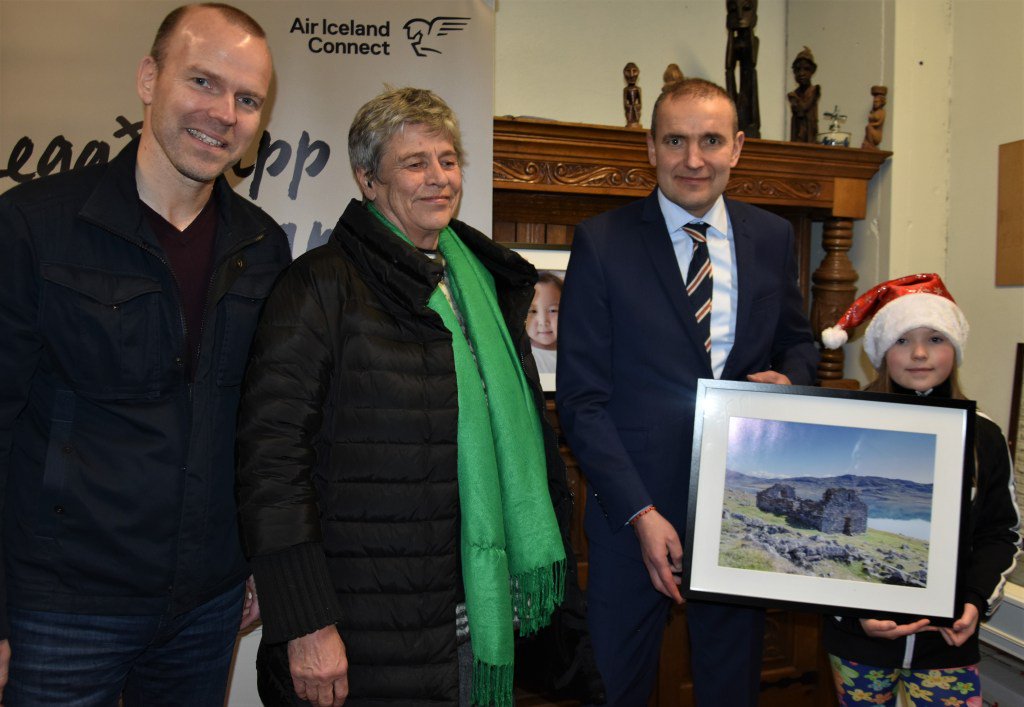 Tafl og tónaveisla á jólagleði Hróksins og Kalak hrokurinn.is/tafl-og-tonave…