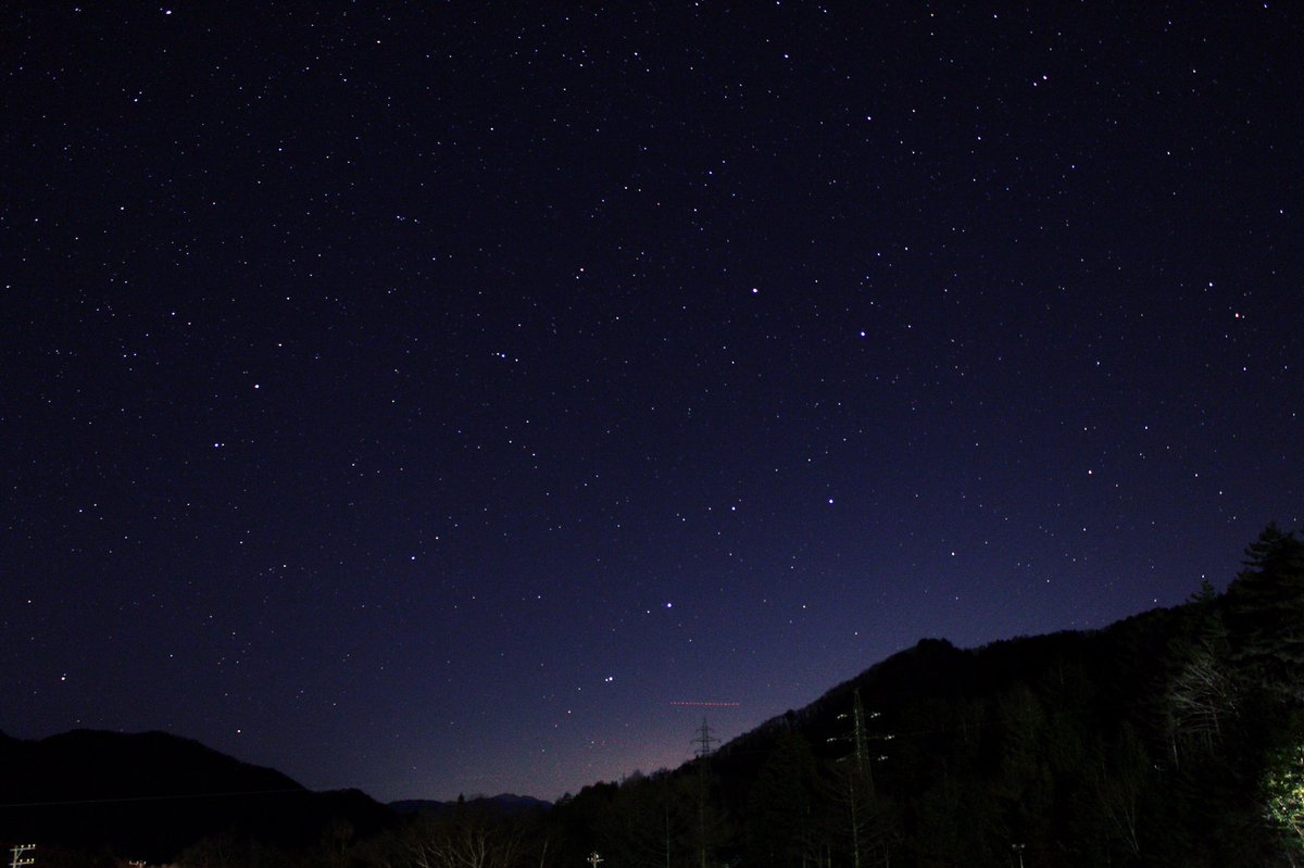 ts19980208's tweet photo. 今年最後に、日本で1番星空が綺麗な場所に来ました。 https://t.co/ylKh45SnEj