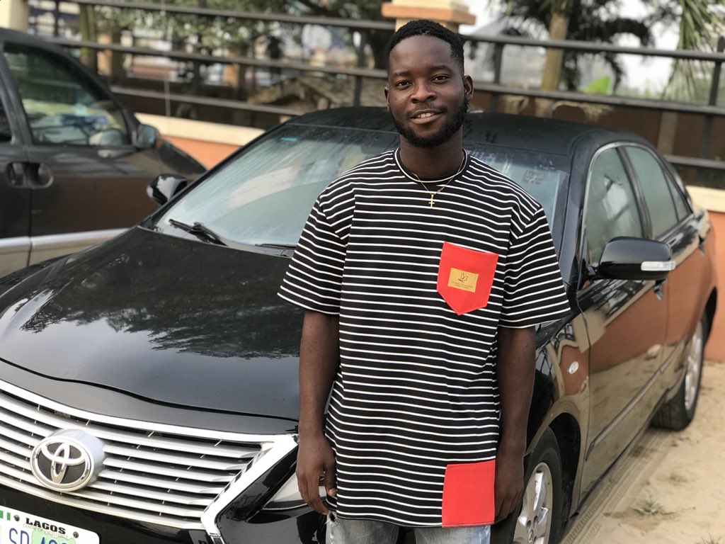 Funsho_Install's tweet image. Best Guys! I am the Guy in striped Shirt and I made this Outfits.. 🙏🏿 Kindly RT Help Your Boy.. #Install#