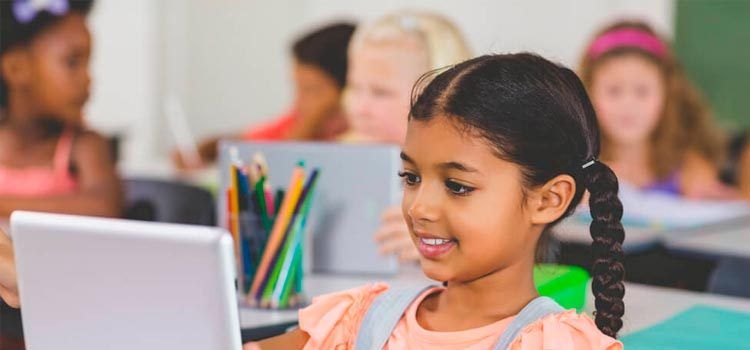 EscolaContrata's tweet photo. Saiba por que o uso do Instagram pode  ajudar na elaboração de atividades motivadoras na sala de aula.
https://t.co/hbmVMMakA9 https://t.co/BuPaIPtUdK