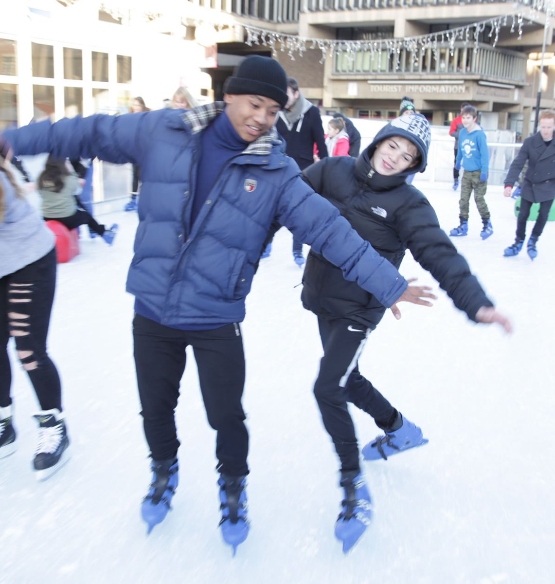 These two skaters were about to crash but they managed to turn it  into a beautifully synchronised moment between two lovers of the ice. 

This is what skating is all about. ❤️

Our first session of the day begins at 10am, with our final session starting at 8pm. See you there!