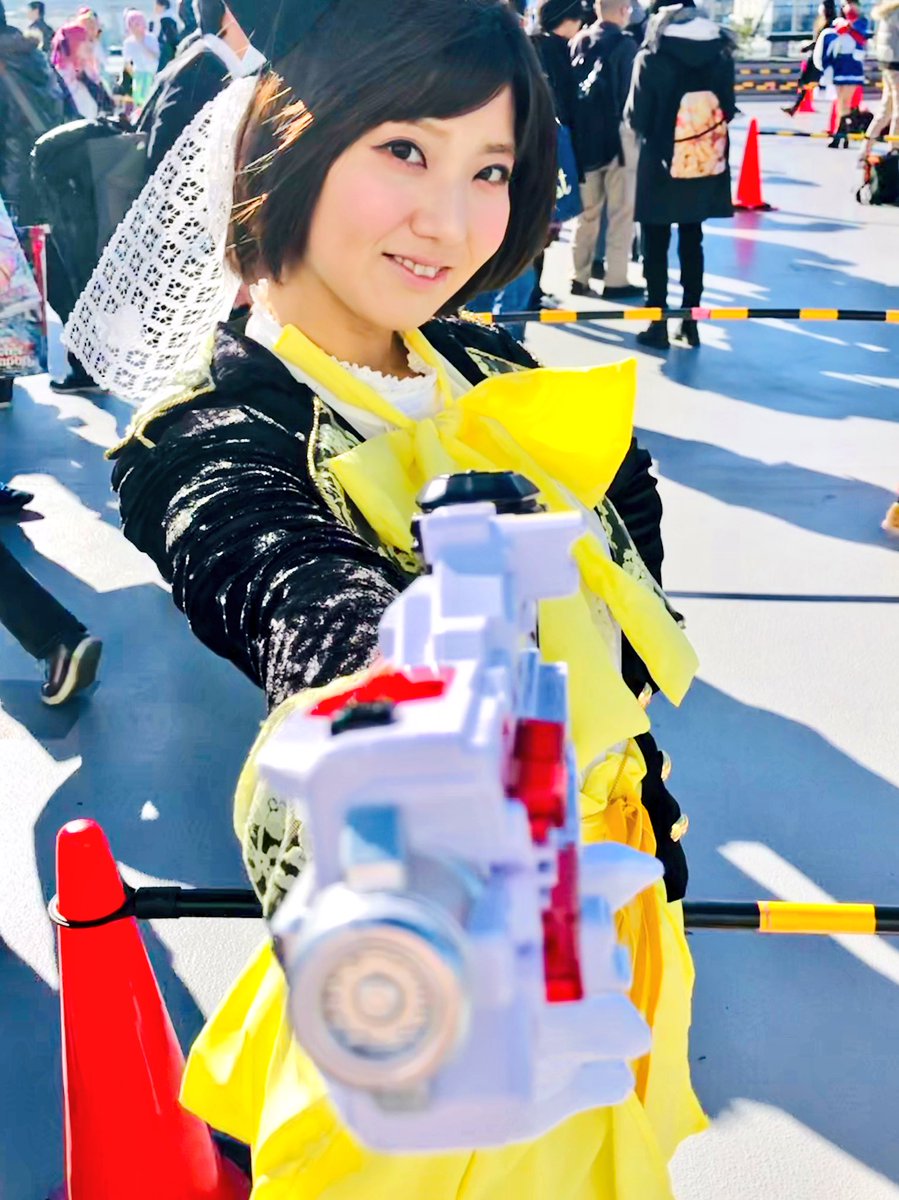 プ*す様 快盗戦隊ルパンレンジャー ルパンイエロー 早見初美花 衣装一式ウィッグ 快盗戦隊ルパンレンジャーVS警察戦隊パトレンジャー』ルパンイエロー