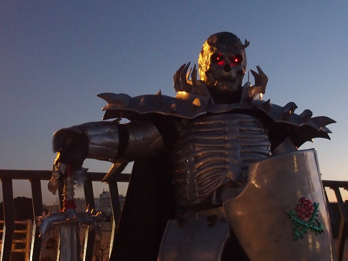 Twoucan 髑髏の騎士 の注目ツイート コスプレ Twoucan 髑髏の騎士 の注目ツイート コスプレ
