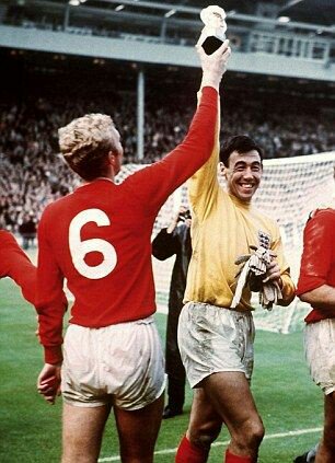 Happy Birthday To Three Lions Legend Gordon Banks 81 Today 
