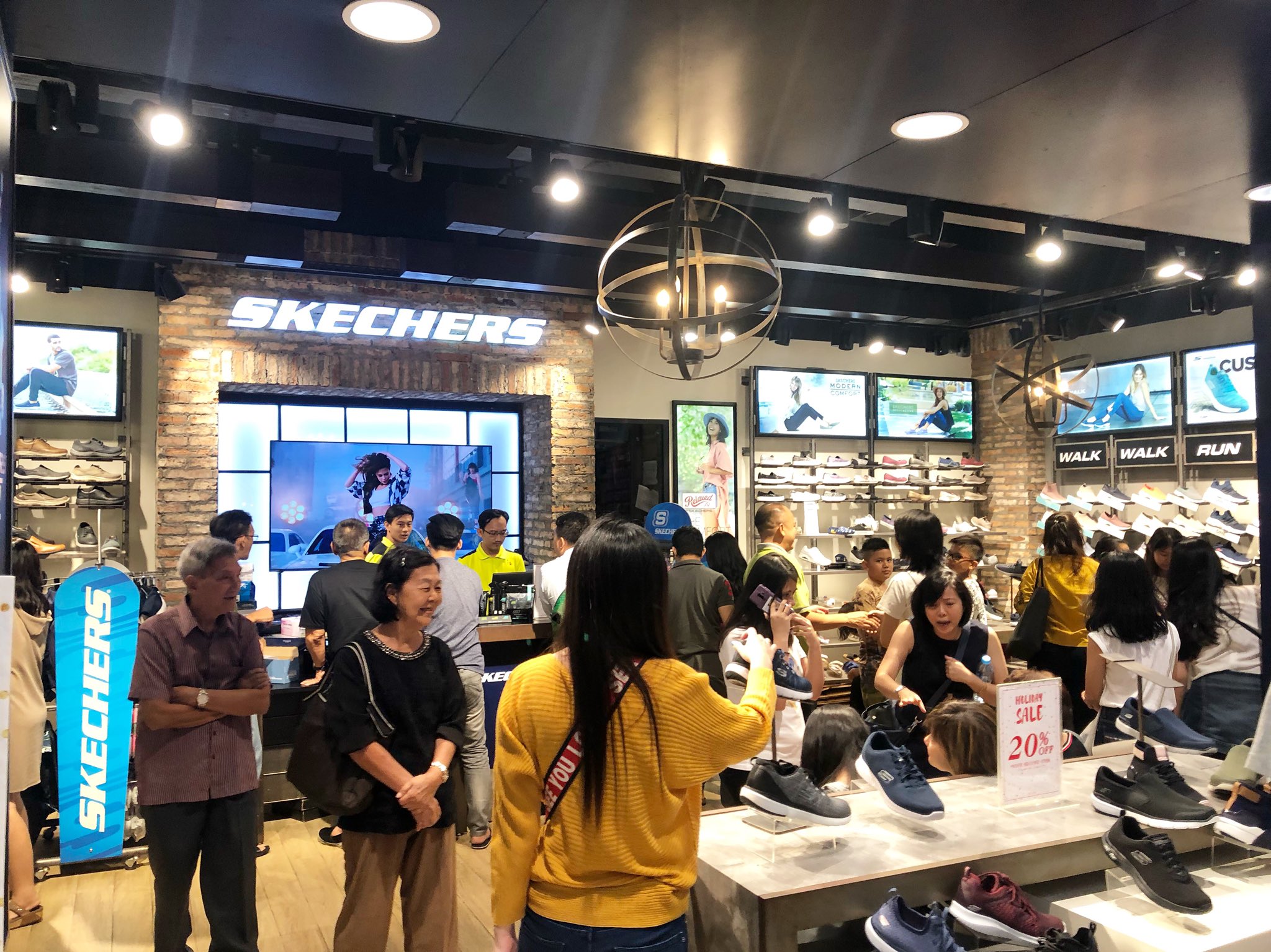 skechers puri indah mall