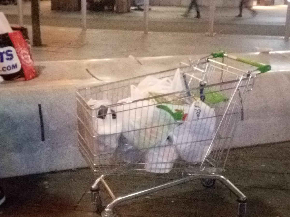 NewWayMinistri1's tweet photo. The twelve days of Xmas #7 “We understand, there was an army to feed back home” #homeless #freshfood #southampton #newwayministries #guildhallsquare #teaandcoffee #eatwell #nevergiveup #hope https://t.co/kbgMdnNcnk