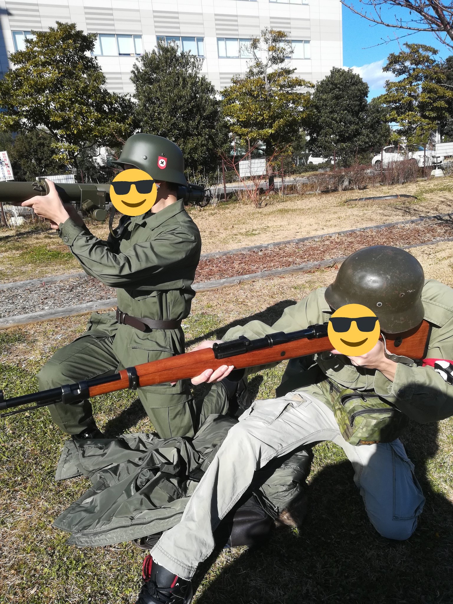 Nao C95 C95コスプレ モーデン兵コス メタルスラッグ 伊予弁さんと僕でモーデン兵併せです バズーカ とライフルは伊予弁さんの物をお借りしました 2枚目本当にライフルの構えが完璧 ありがとうございました T Co Ltyc9qjuyt Twitter