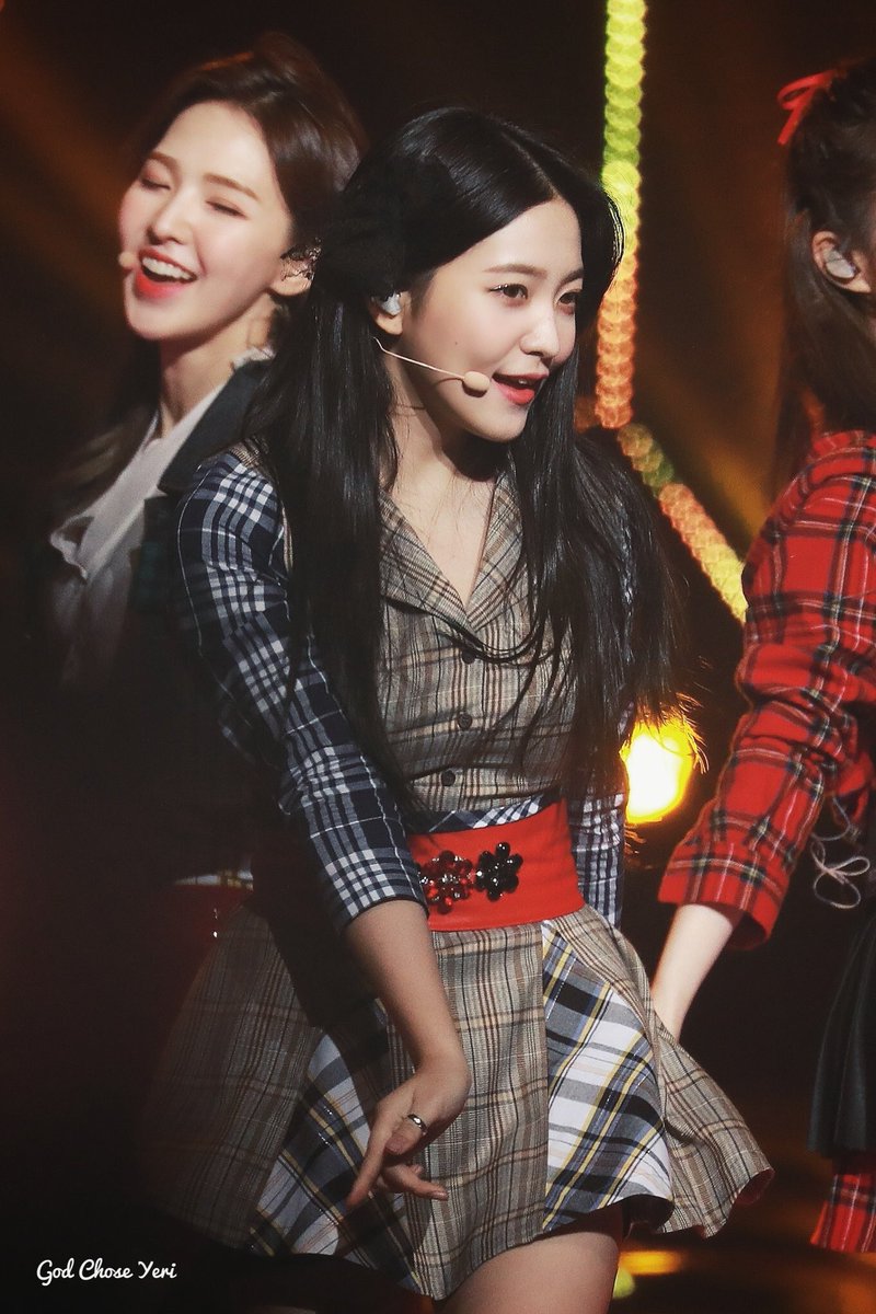 cuteyeripics's tweet photo. . . 181228 ⋆ #예리
© god chose yeri ˊ˗ https://t.co/0Cbh9azvnj