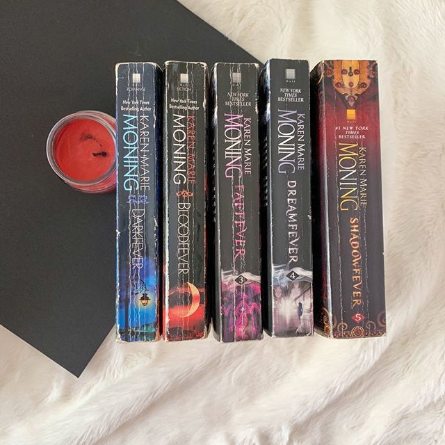 A friend shamelessly got me into these books and they're one of my most favorite series. I bought them used and they've been well loved since then living at my house, since I've read them a few times.⁣
.⁣
.⁣
.⁣
.⁣
.⁣
#karenmariemoning ⁣
#bookstag… bit.ly/2EWcS7f