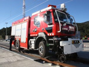 Bombers_ICSC's tweet photo. 30-12-2018 avui tenim 3 parcs de @bomberscat TANCATS:

REGirona:
   Jonquera TANCAT!
   Hostalric TANCAT!
RECentre:
   Cardona TANCAT!

#bombersenlluita @Assembleabomber https://t.co/bOvZRZNYhz