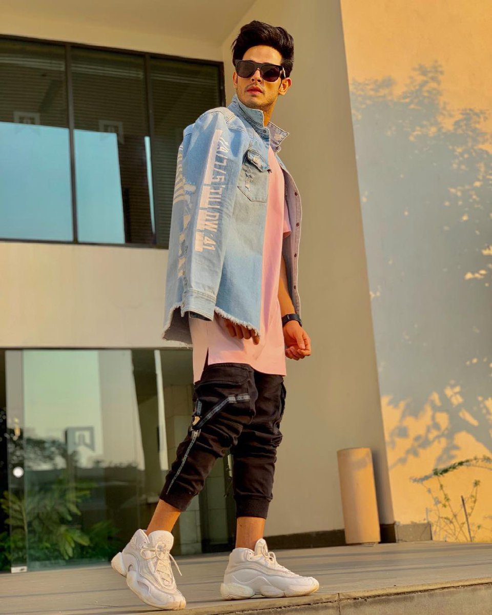 ipriyanksharmaa's tweet image. 