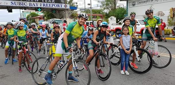 reccaagato_'s tweet photo. Happy Fiesta Olongapo City! π
#TriGapo
#TeamOlongapo
#OlongapoJuniorTrackers https://t.co/jA5isqeXjd