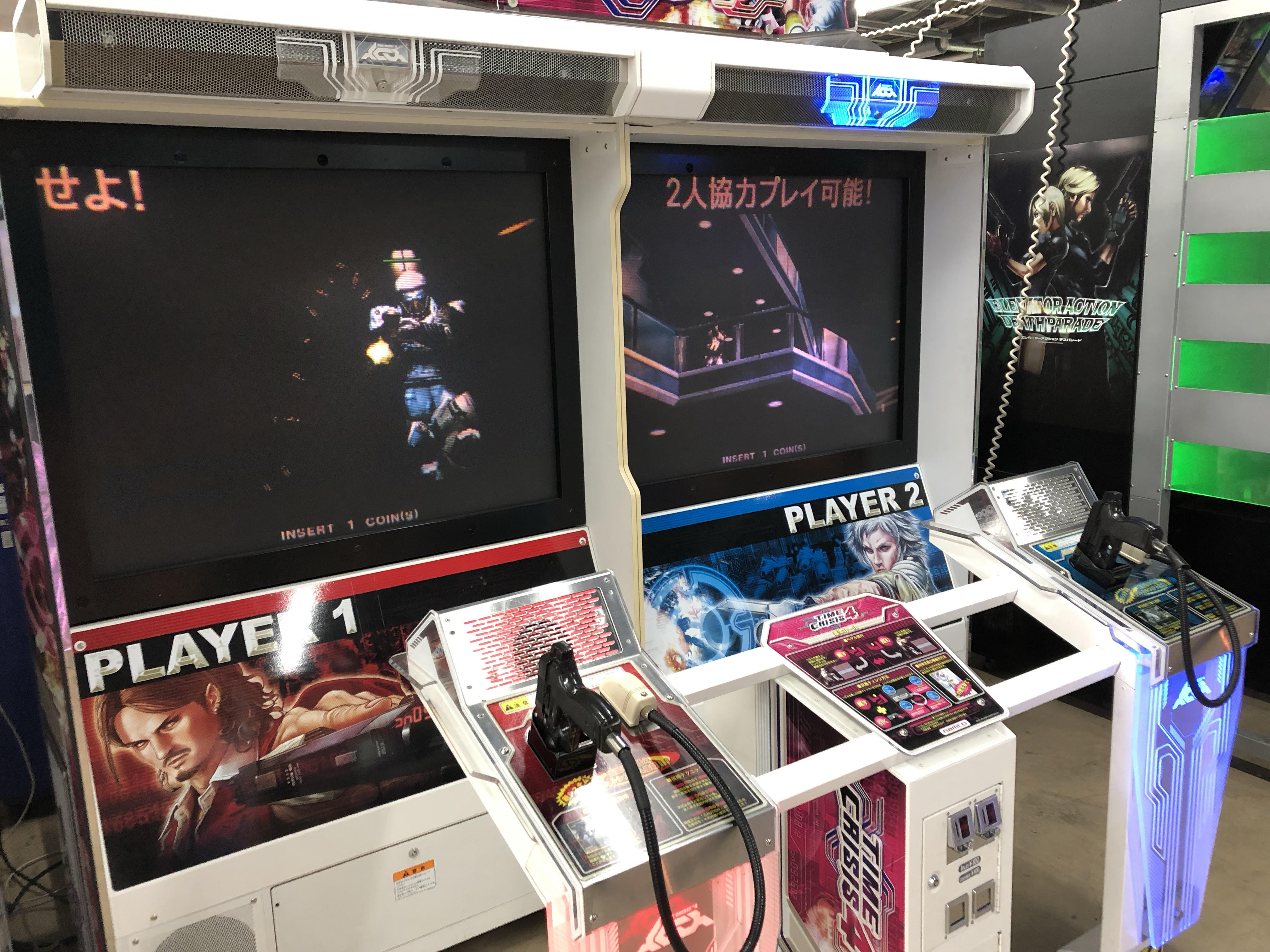 神奈川レジャーランド厚木店 設置情報 ガンシューティングゲームをどどーんと3つご紹介 今となっては珍しいゲームになっちゃいましたが タイムクライシス５ と４が現役で稼働中 珍しいと言えば エレベーターアクションデスパレード も設置 是非