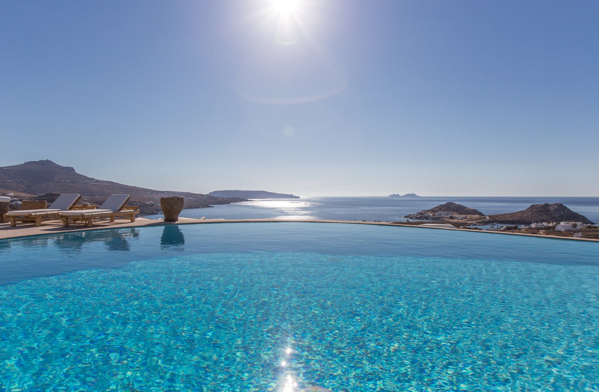 Bright Blue Villas tweet media