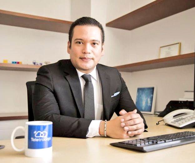 ¡Le deseamos muchos éxitos en este nuevo reto al nuevo Director de la Comisión de Regulación de las Comunicaciones <a href="/carloslugosilva/">Carlos Lugo Silva</a>! ✨🇨🇴🙌🏻  elespectador.com/economia/carlo… - <a href="/CRCCol/">CRC Colombia</a>