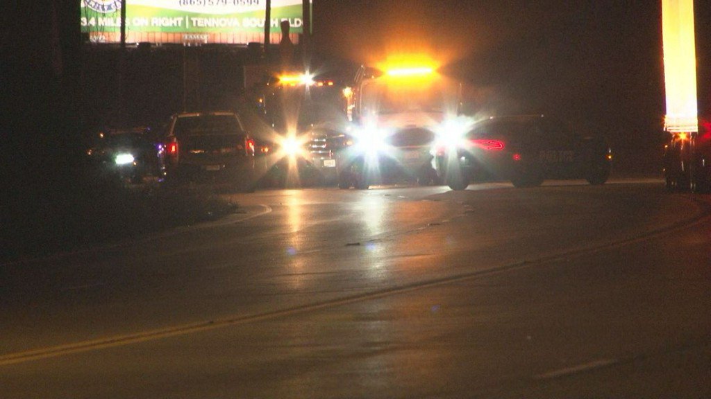 WBIR Channel 10 on Twitter "One dead in Chapman Highway traffic accident https//t.co/rePelRek1d…