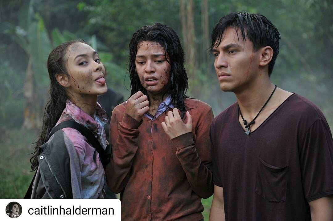SCP_Films's tweet photo. dreadout 4 hari LAAAGGIIIII!!!!!!
.
#DreadOut #dreadoutmovie #dreadoutthemovie #caitlinhalderman #jefrinichol #cicciomanassero #marshaaruan #susansameh #hannaalrasyid #mikelucock https://t.co/C7JkZuXC9U