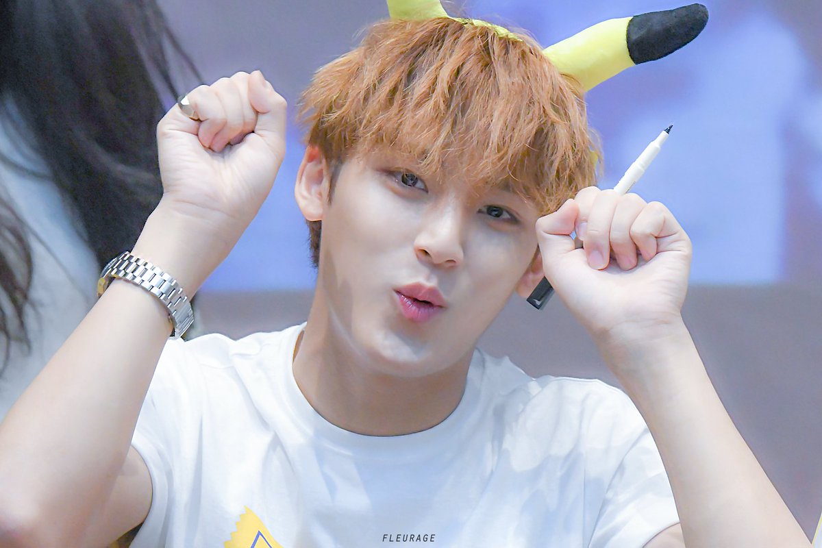 fleurage_17's tweet photo. 💘💘💘 
#세븐틴 #SEVENTEEN #민규 #mingyu https://t.co/KWz7UFWFlg