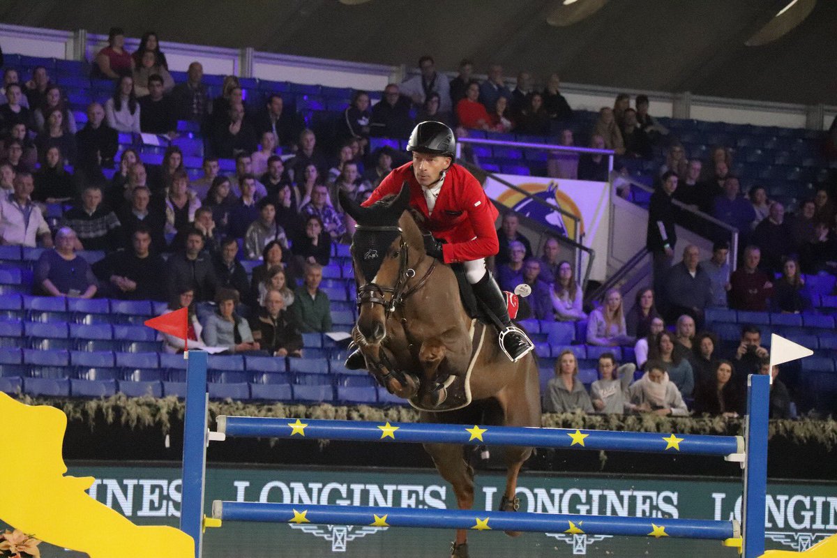 🎉Pius Schwizer best in the Stephex Stables CSI5*-W, 1m45 with Cortney Cox
🥈 Harrie Smolders and Zinius
🥉Christian Kukuk and Botaro

#jumpingmechelen #jumping #winners