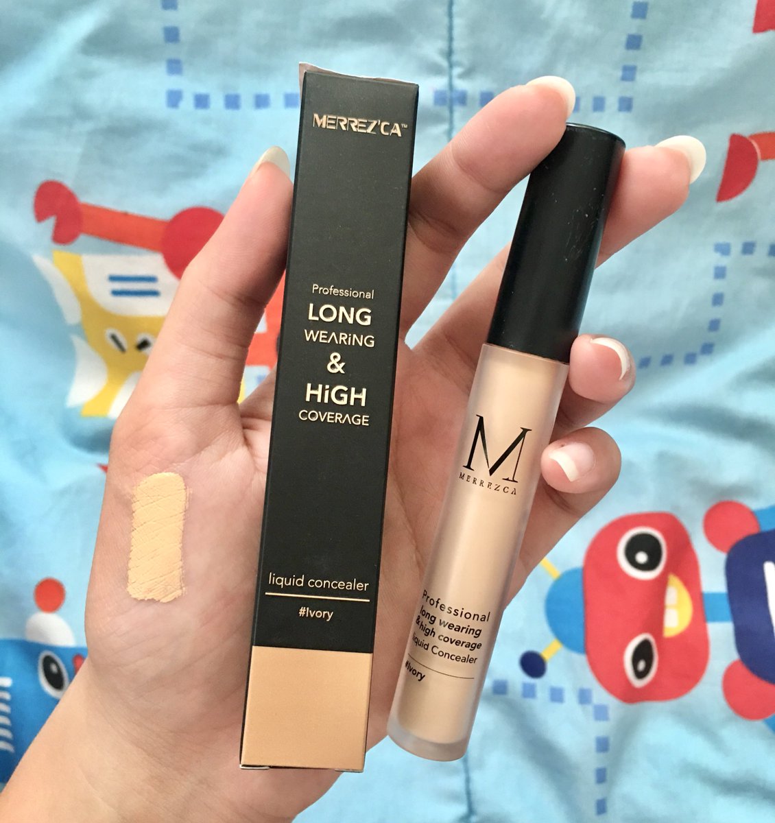 mypluems's tweet photo. 🍑ส่งต่อ🍑 คอนซิลเลอร์ตัวดังของ #merrazca สี Ivory ปกปิดดีมาก เนื้อไม่แห้ง ซื้อมาจากเคาท์เตอร์ 360 บาทส่งต่อ 200รวมส่งค่า💗 แกะใช้ไป2ครั้ง ขายต่อเพราะซื้อสีมาผิดค่า 💖💜 #ส่งต่อคสอ #ส่งต่อ #ส่งต่อเครื่องสําอางค์ #ส่งต่อเครื่องสําอาง #ส่งต่อเครื่องสําอางมือสอง #เครื่องสำอางมือสอง https://t.co/4gn74339UD