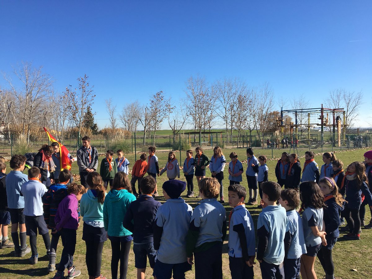 CEREMONIA DE ETAPAS SUPER CONTENTOS Y CERRANDO CAMPAMENTO!!!