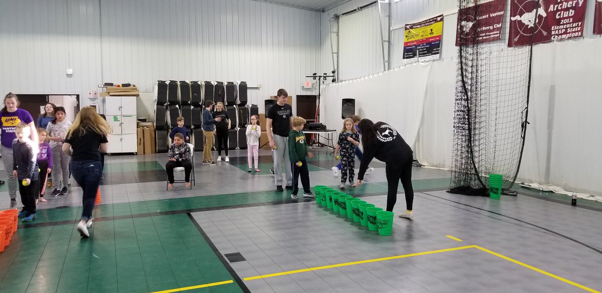 MV_Counselor's tweet photo. Day 2 of the NHS service project. Teaming up with Tanager Place. Mustangs making camp a little extra special this beak! @TanagerPlace @camptanager https://t.co/ysUInzUADk