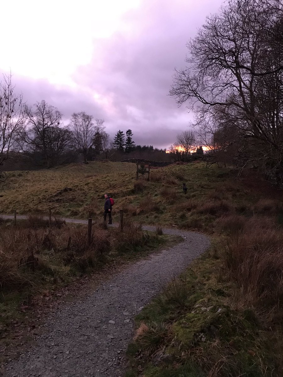 zoebrookes44's tweet photo. #LakeDistrict walk #Outgate #ambleside lovely skies, just back before dark 😀 https://t.co/xKq6kRybbM