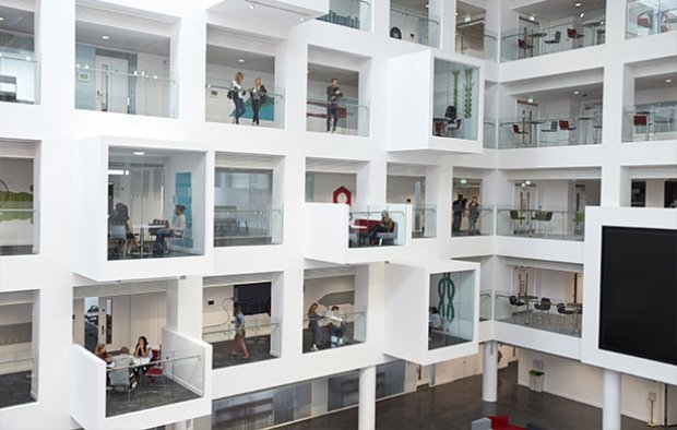 OfficeScreens's tweet photo. Need to increase productivity in your workplace? 📈 A new report on the future of the office has identified key steps to a more productive workplace! View the steps here: https://t.co/z53y19OsEl  Via @onofficemag 
#Productivity #workplace https://t.co/Wwzz99xtEy